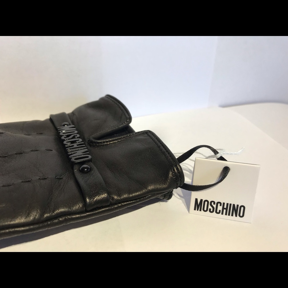 (SOLD) Moschino Leather Gloves